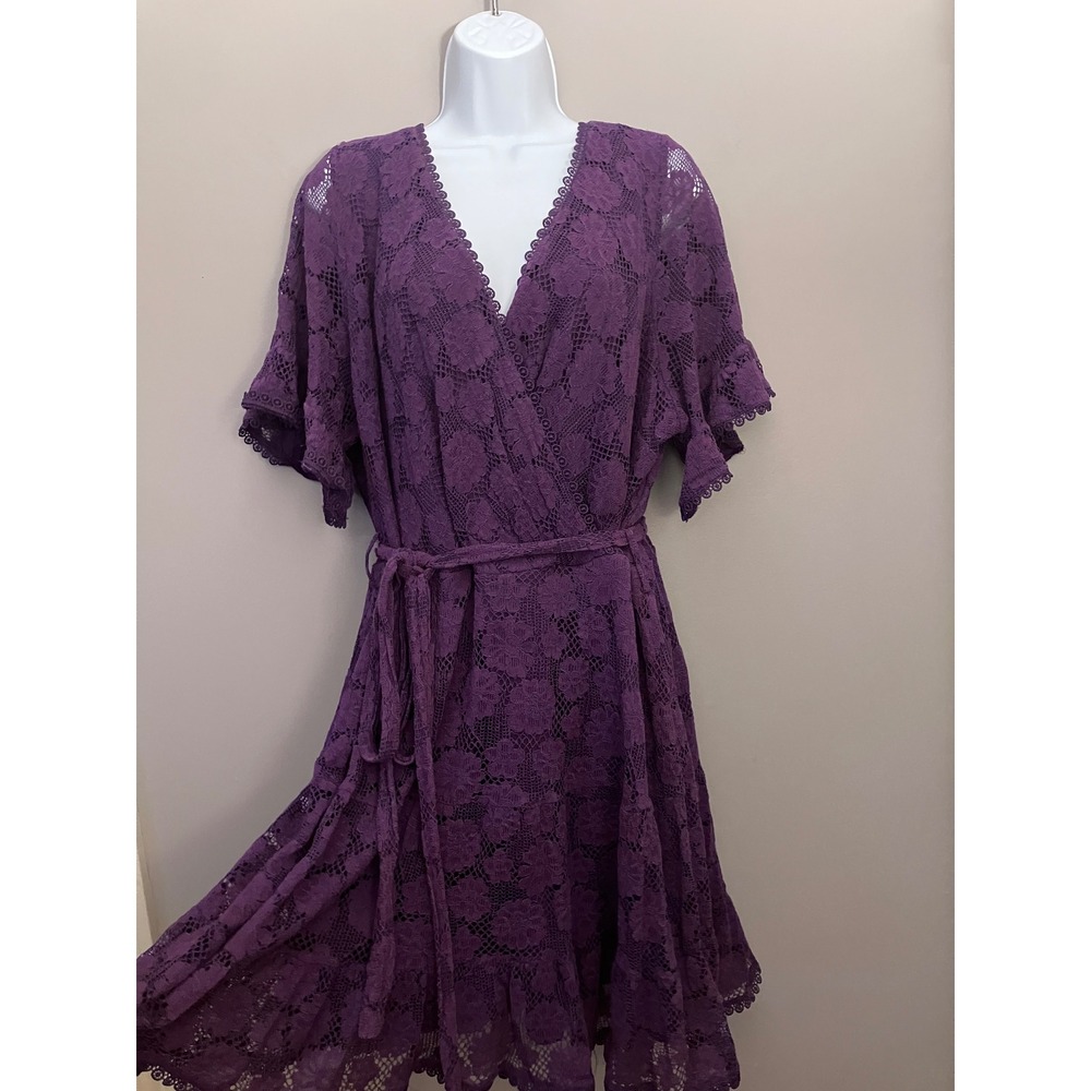 City Chic Womens Purple Floral Lace Tie Waist Dress Sz XL Flutter Sleeve V-Neck